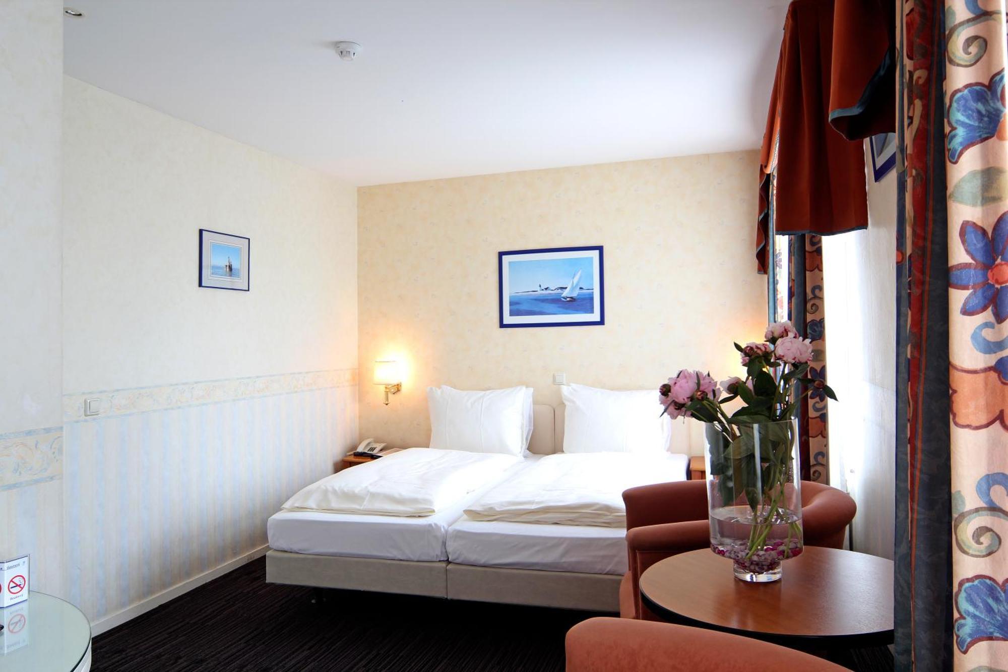 Grand Hotel Monopole Валкенбург Номер фото