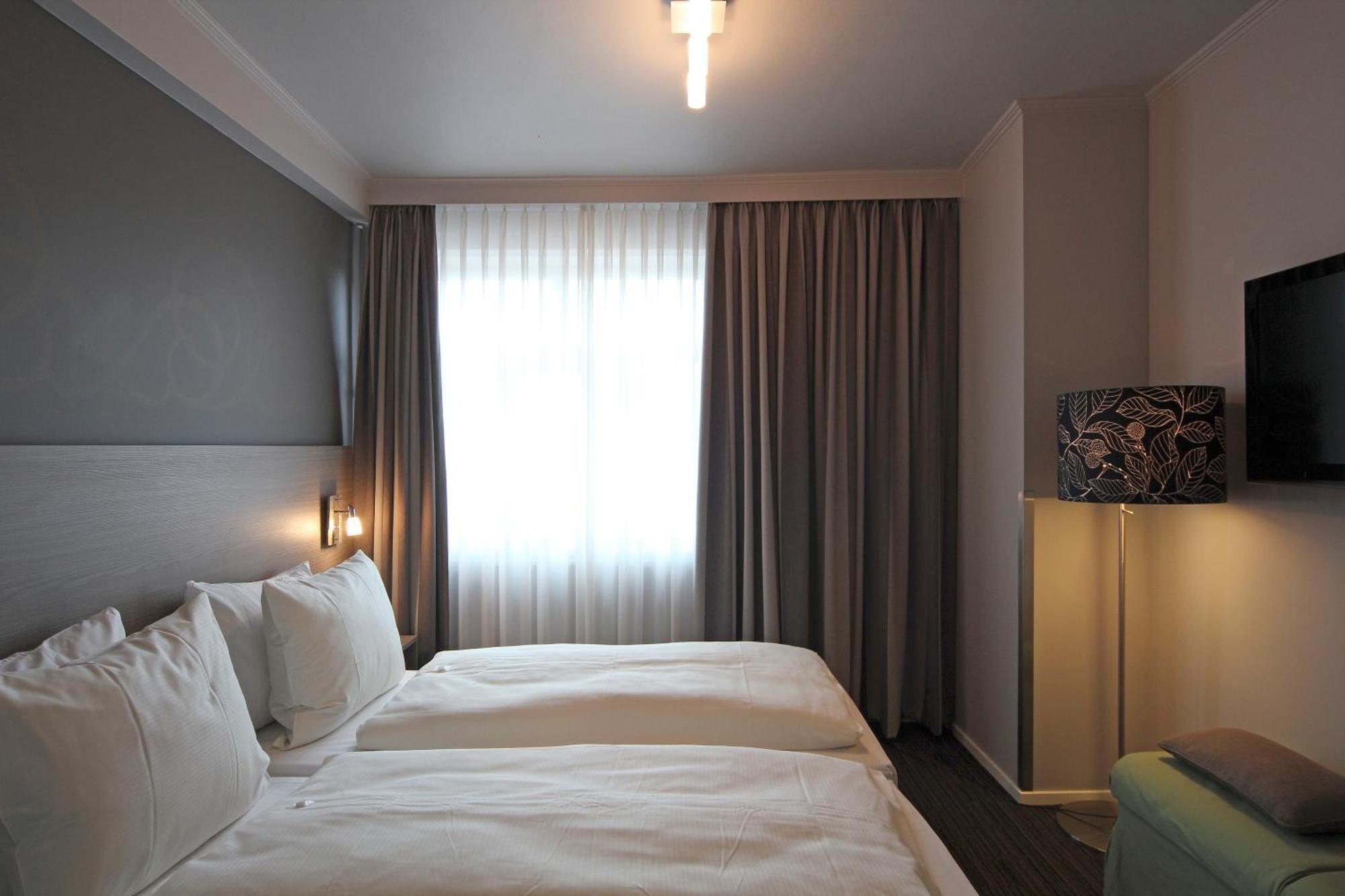 Grand Hotel Monopole Валкенбург Номер фото